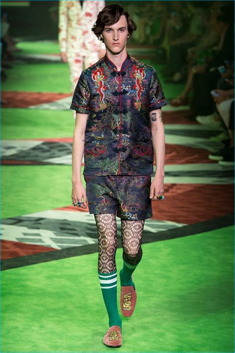 gucci lookbook summer 2017 men|In show: The Men's Spring Summer 2017 collection. .